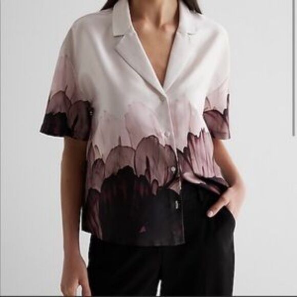 Express Gradient Floral Button-Up Shirt – Size M - Picture 1 of 3